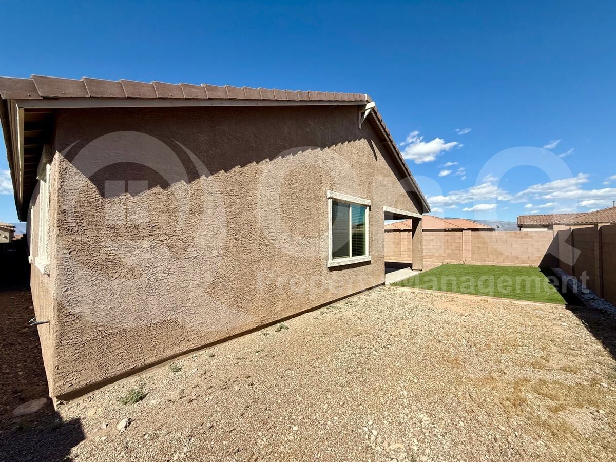 11468 E Vail Crest Dr - Photo 4 of 6