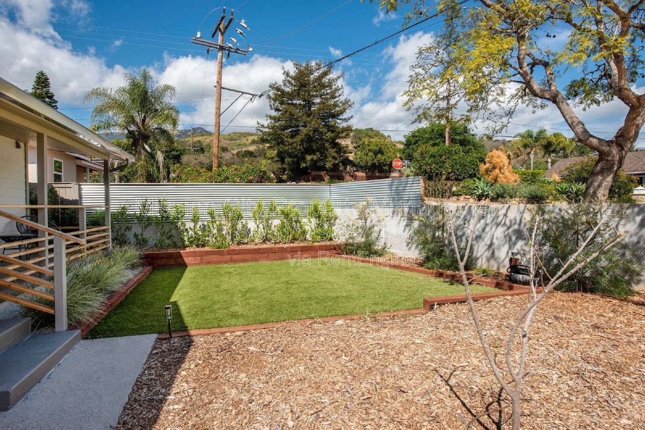 337 E Calle Laureles - Photo 2 of 16