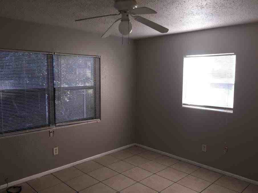 5216 Palisades Dr - Photo 7 of 10