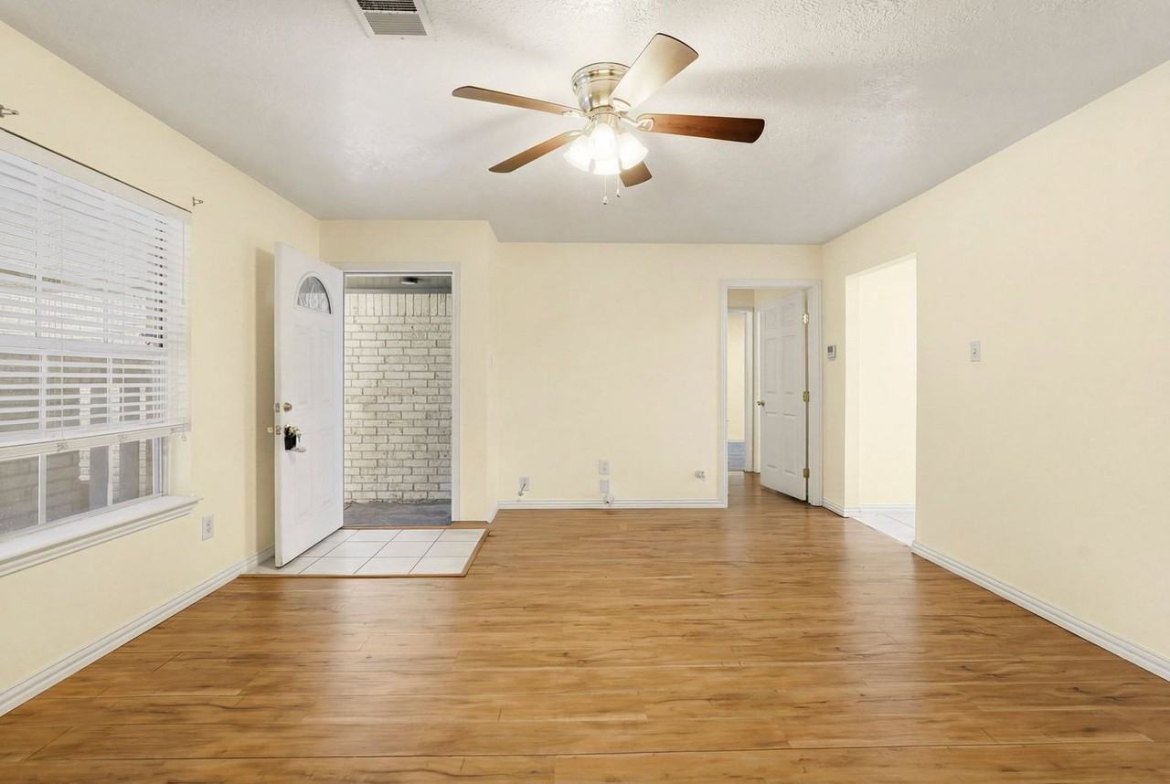 703 Overbluff St - Photo 7 of 24