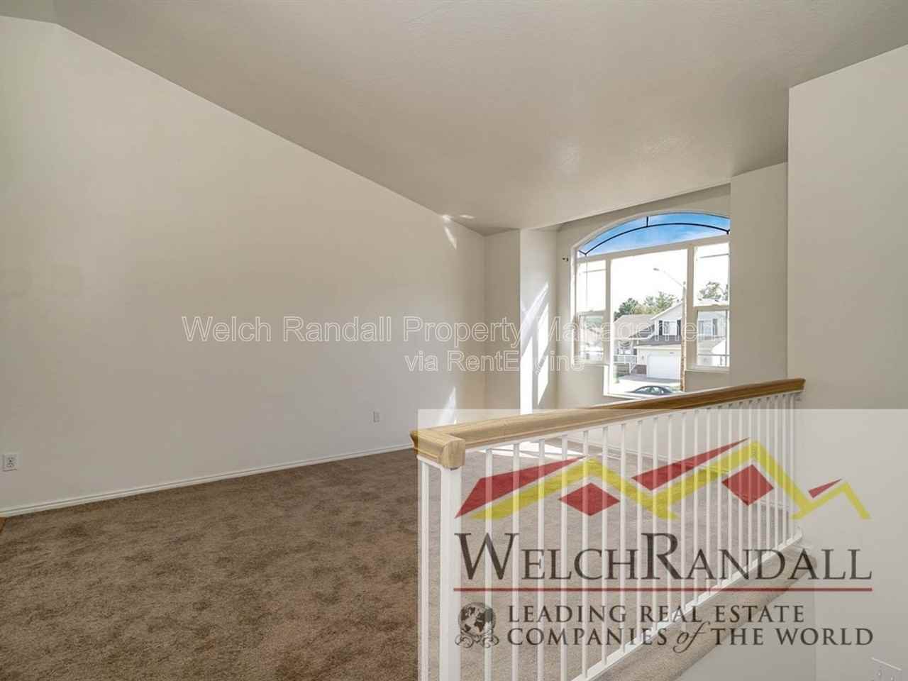 832 W 4200 S - Photo 3 of 25