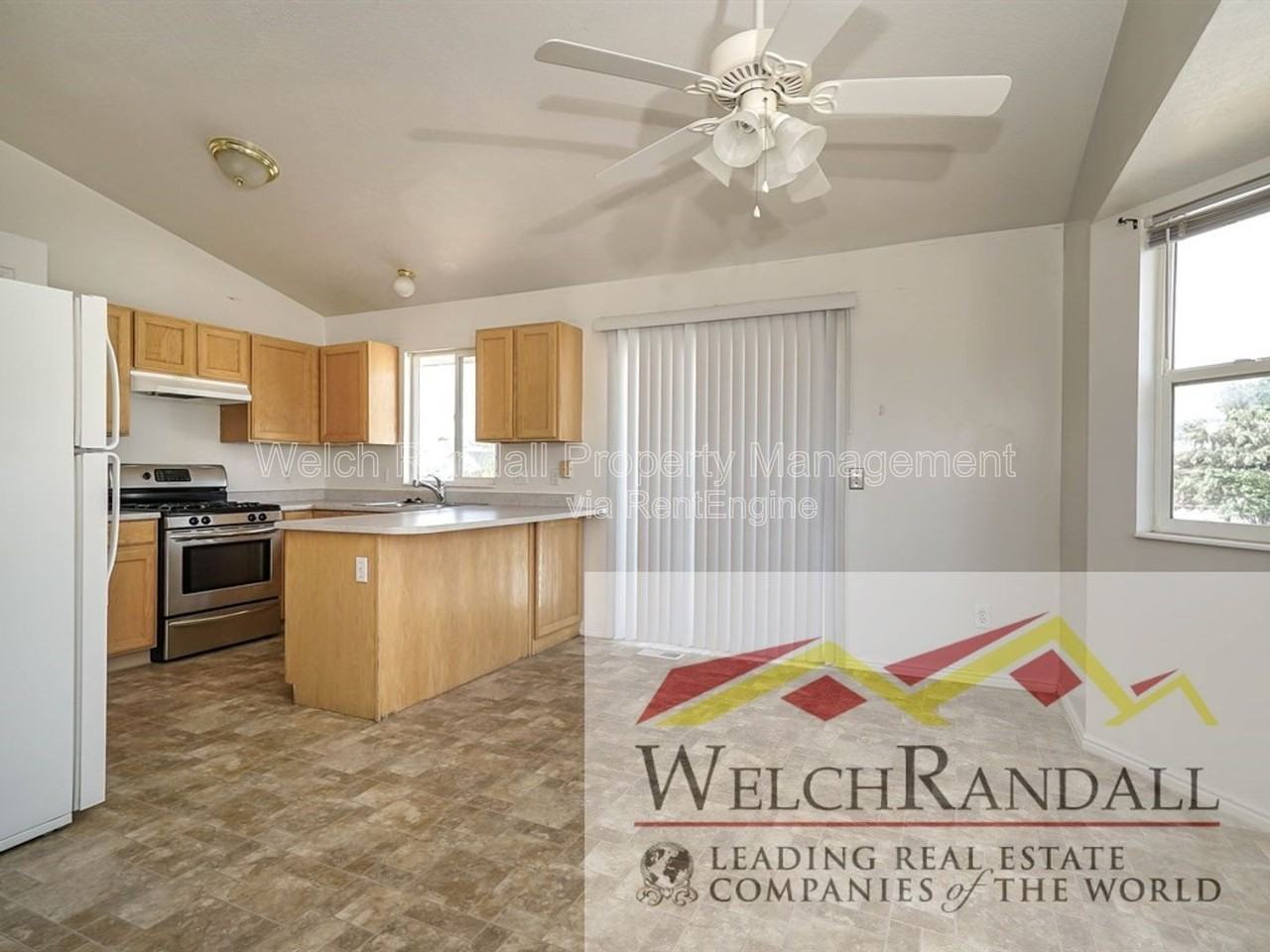 832 W 4200 S - Photo 6 of 25