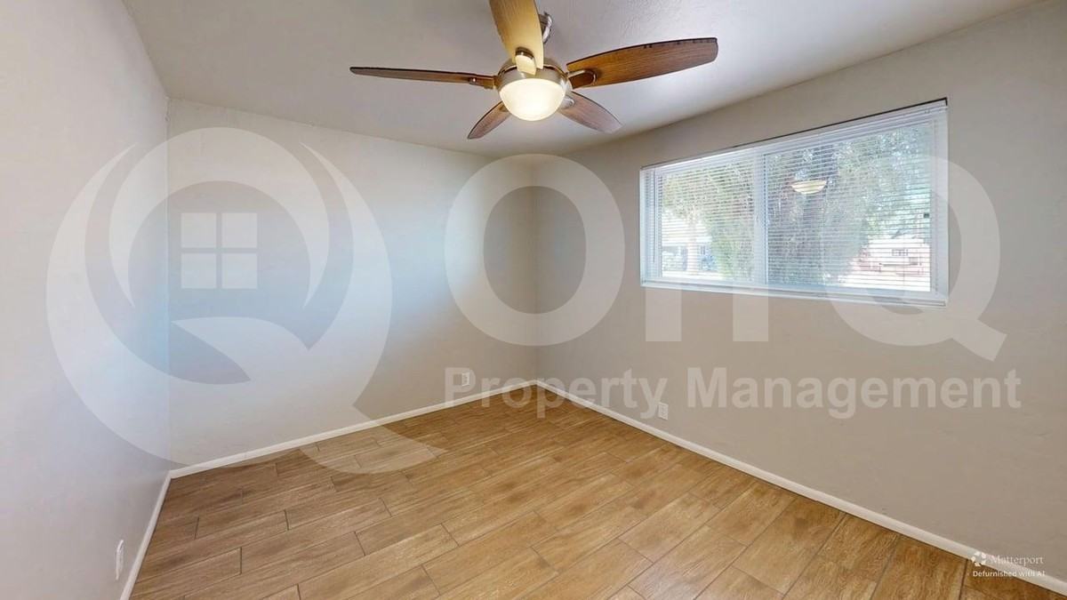 7312 E 20th St - Photo 4 of 27