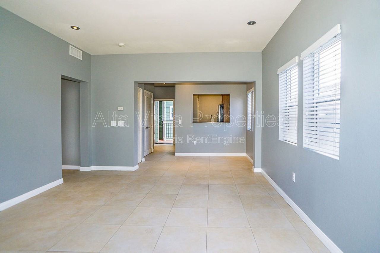 3825 1st Ave #219 - Photo 7 of 21