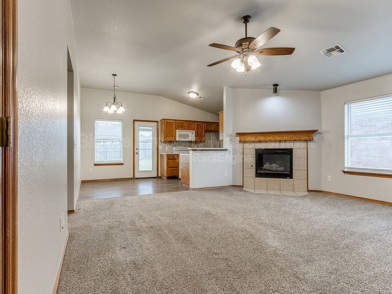 3221 Sw 103rd Pl - Photo 7 of 28