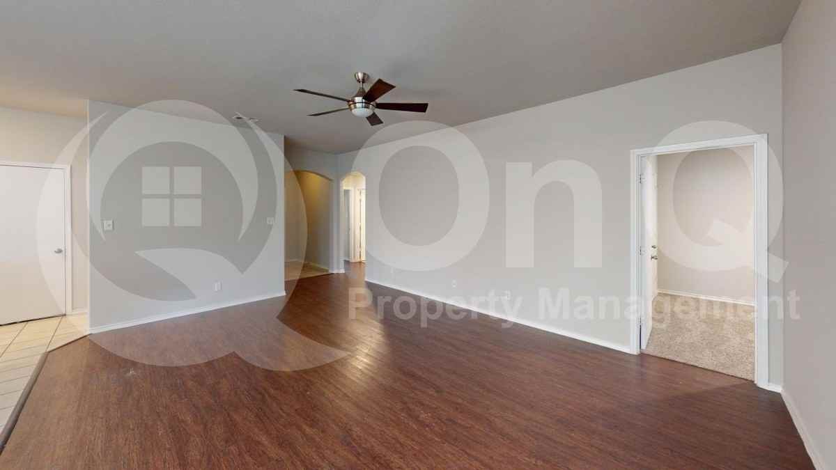 5513 Diaz Ave - Photo 5 of 21