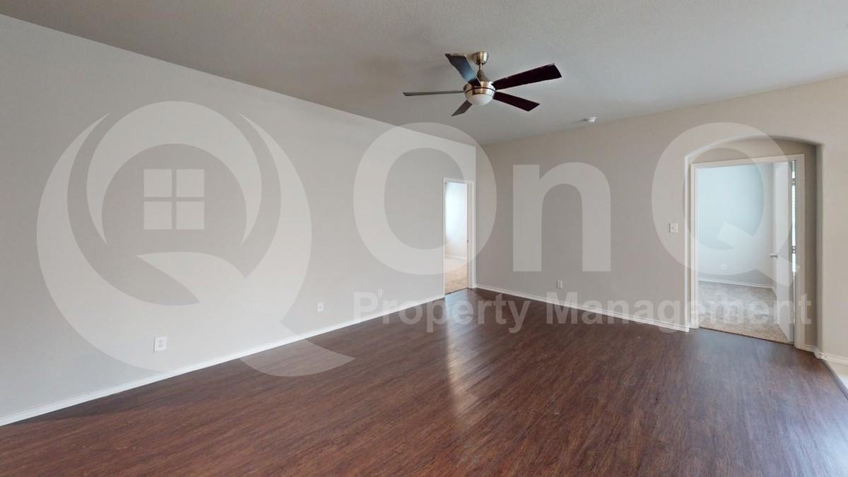 5513 Diaz Ave - Photo 6 of 21