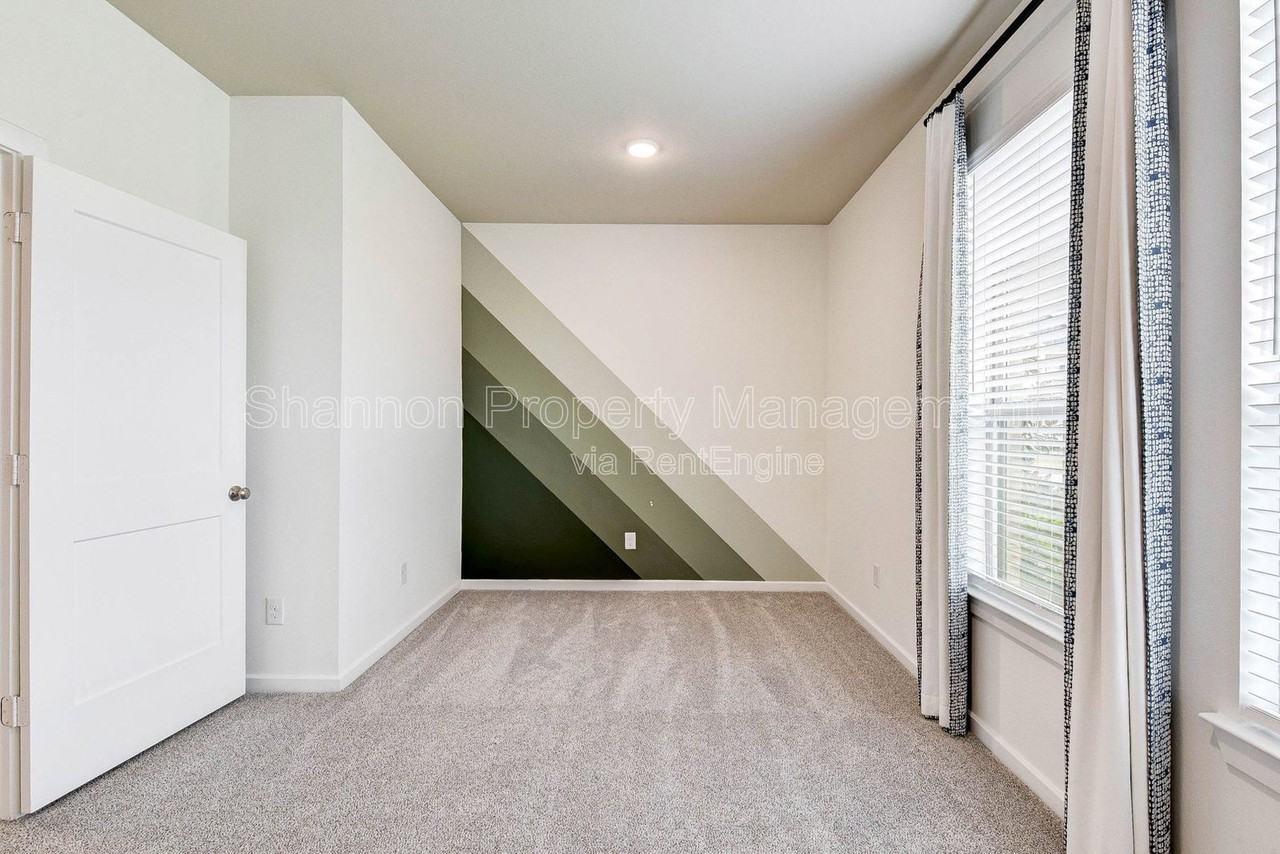 11831 Marbled White Ln - Photo 6 of 28