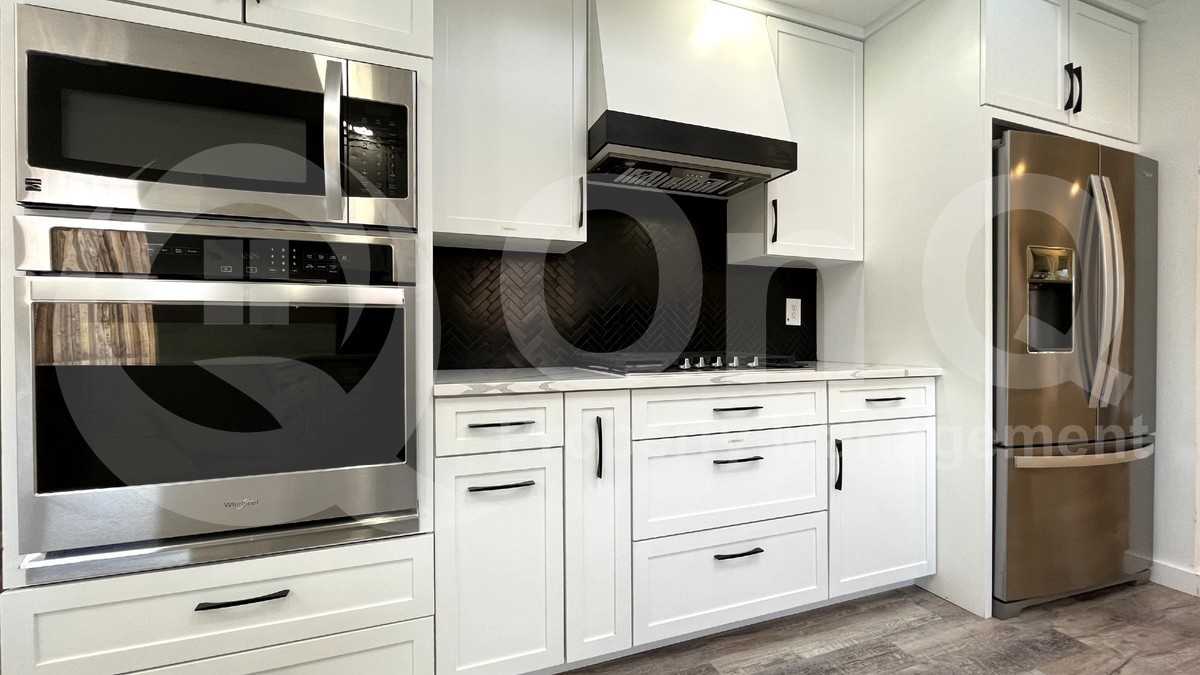 13102 Halwin Cir - Photo 4 of 40