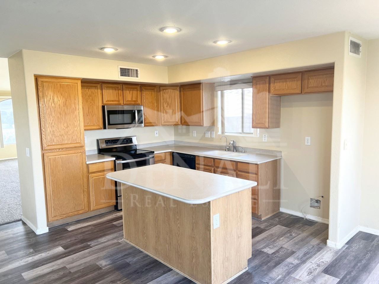 2207 S Peppertree Ct - Photo 5 of 21