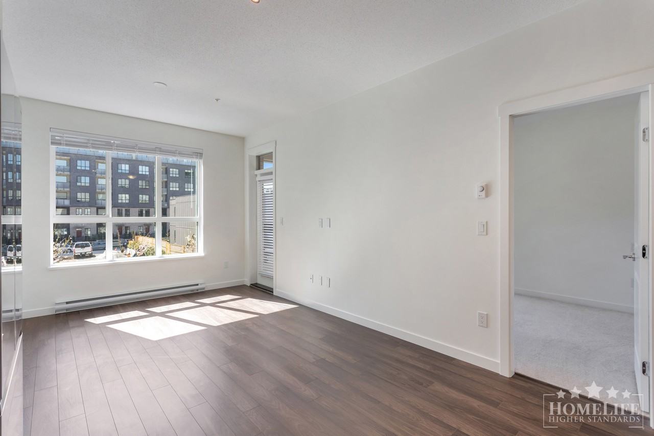 15733 85 Ave - Photo 3 of 34