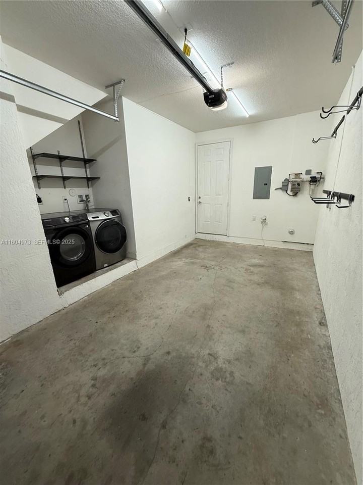 3119 Northwest 11th Street #7 - Photo 3 of 24
