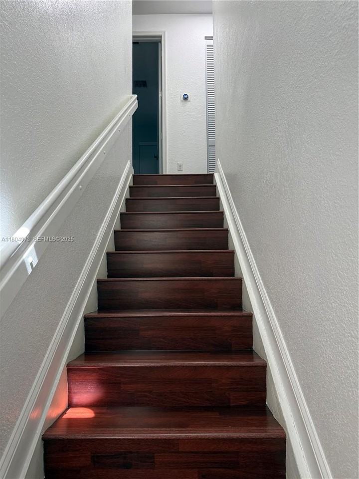 3119 Northwest 11th Street #7 - Photo 5 of 24