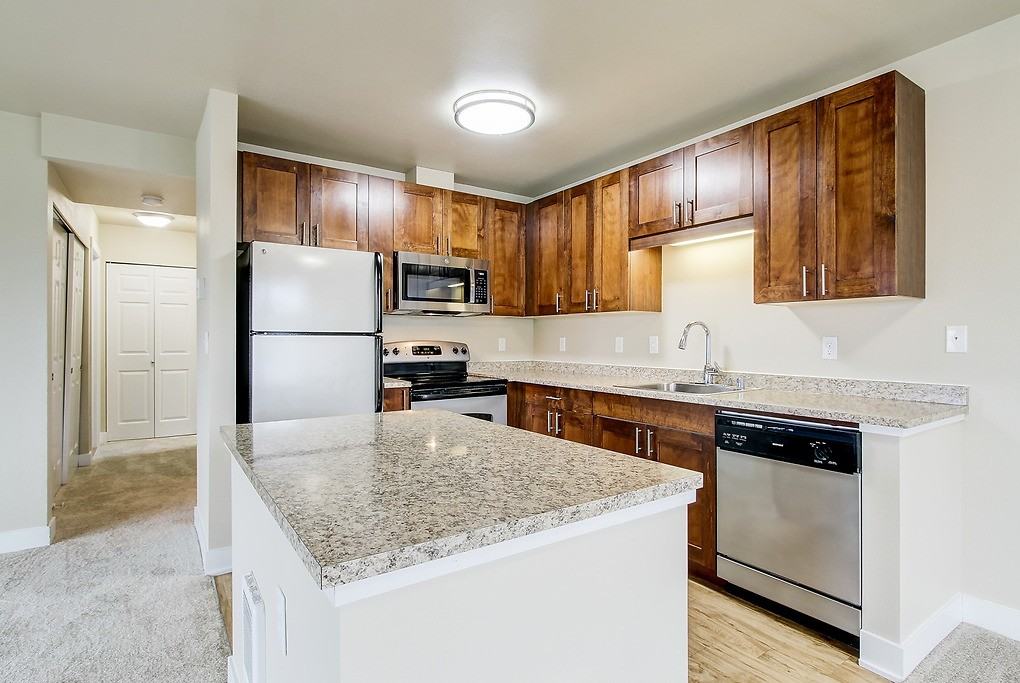 Foothill Commons - Photo 6 of 40