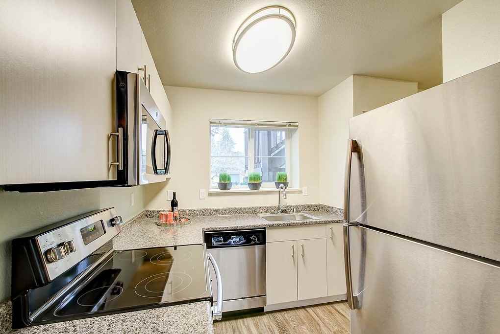 Stonehedge Village - Photo 6 of 38