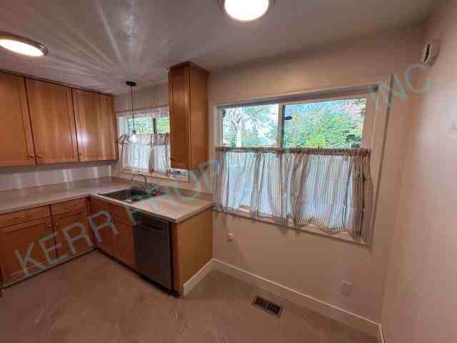 1160 Nw Bella Vista Pl - Photo 4 of 20