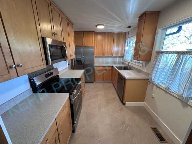 1160 Nw Bella Vista Pl - Photo 5 of 20