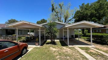 featured image of 558 E Desoto St