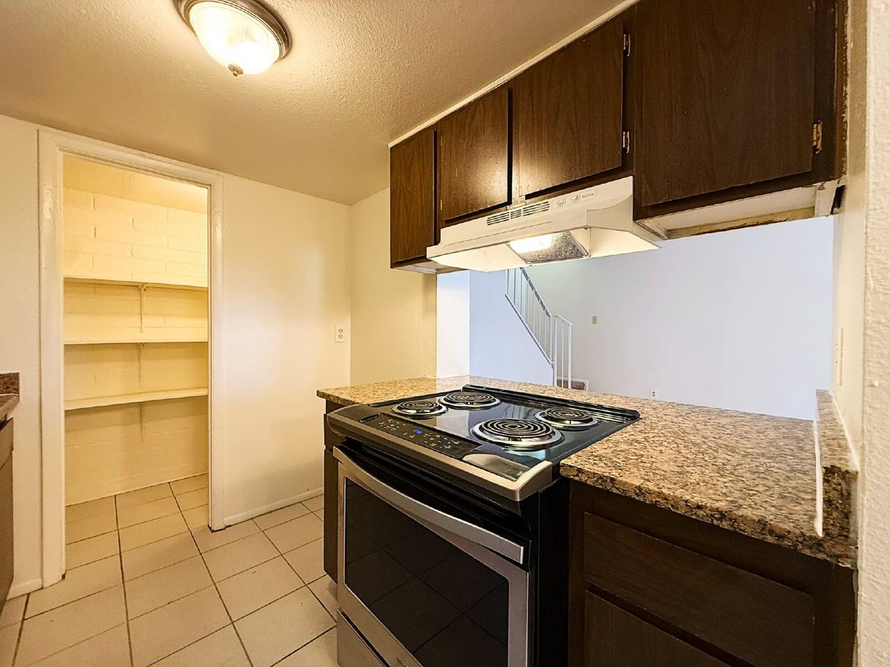 4029 W Mesquite Ln - Photo 7 of 21