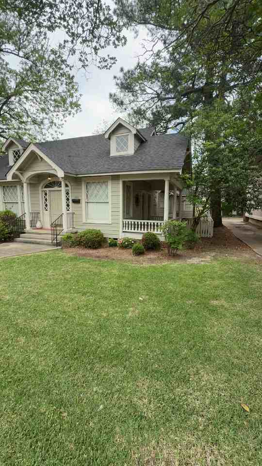 1338 N State St #A - Photo 2 of 22