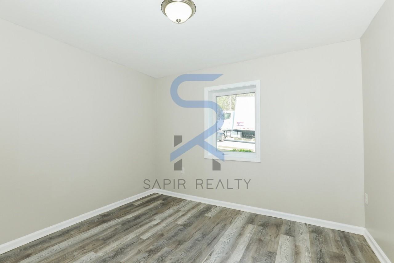 166 Anderson Ave Nw Unit B13 - Photo 6 of 12