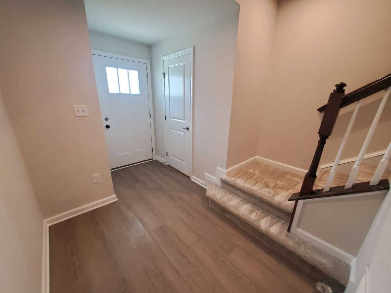 31 Roundstone Run - Photo 3 of 25