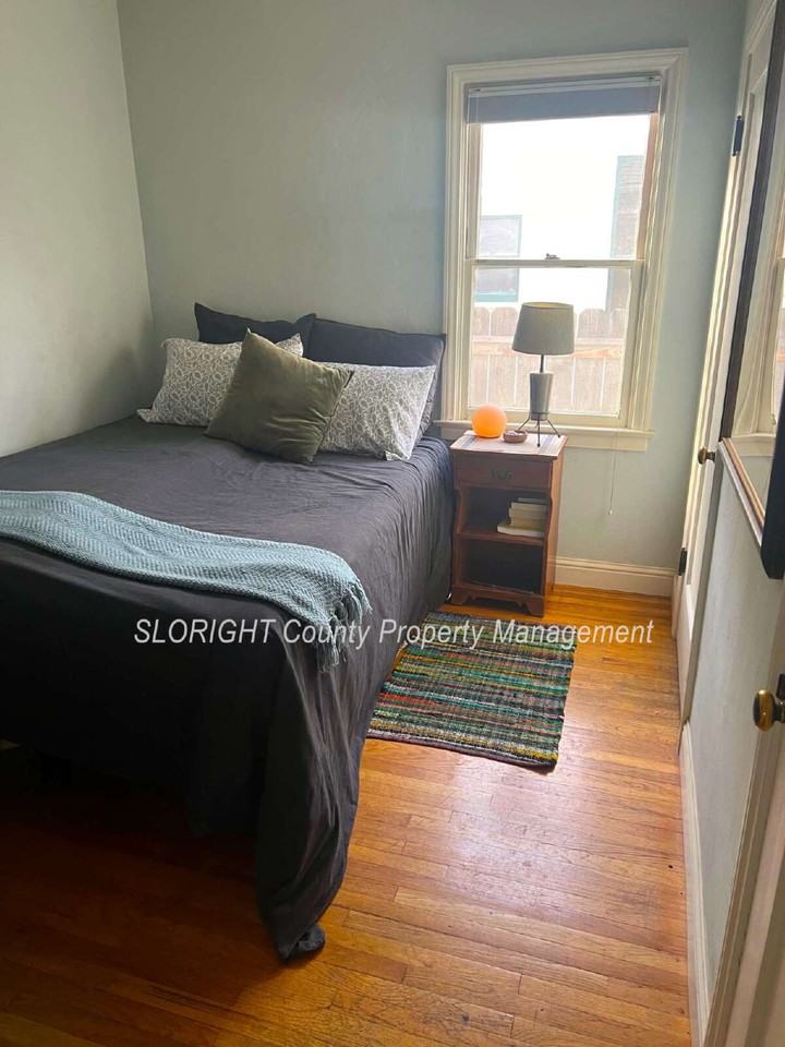 1837 Chorro St - Photo 6 of 16