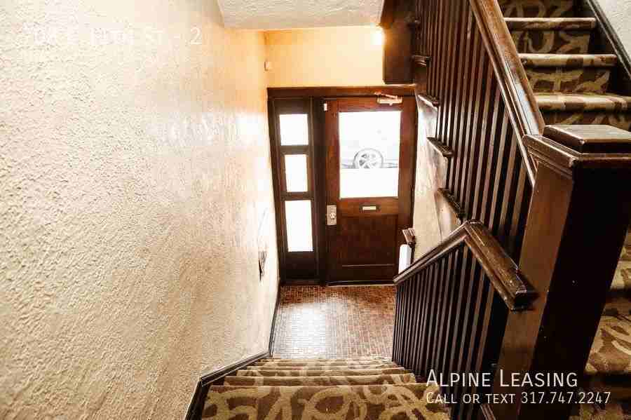 708 E 11th St - Photo 5 of 24