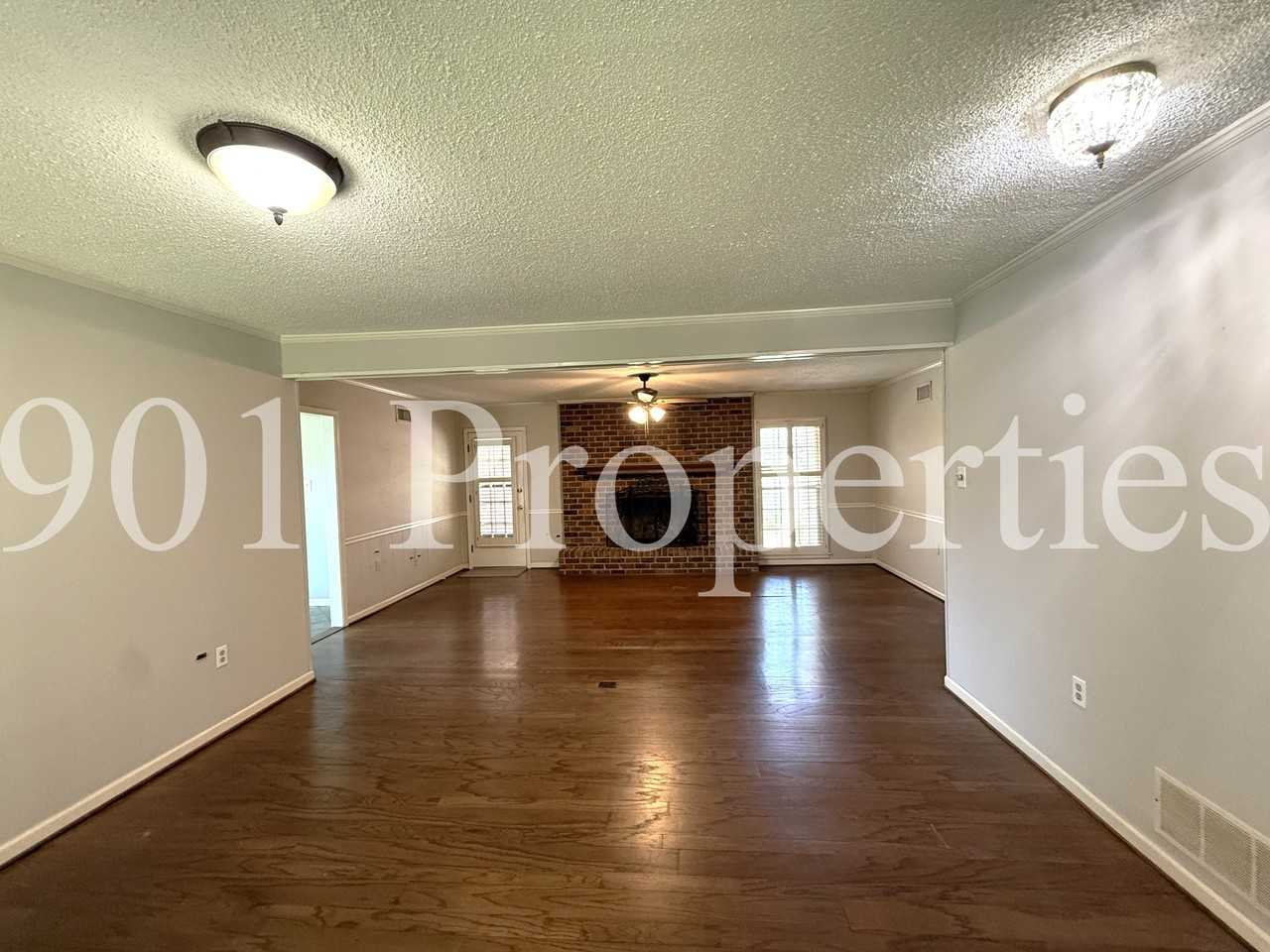 7120 Toro Cv - Photo 4 of 15