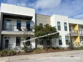 New Luxury Rentals In The Heart of Largo - Photo 1 of 1