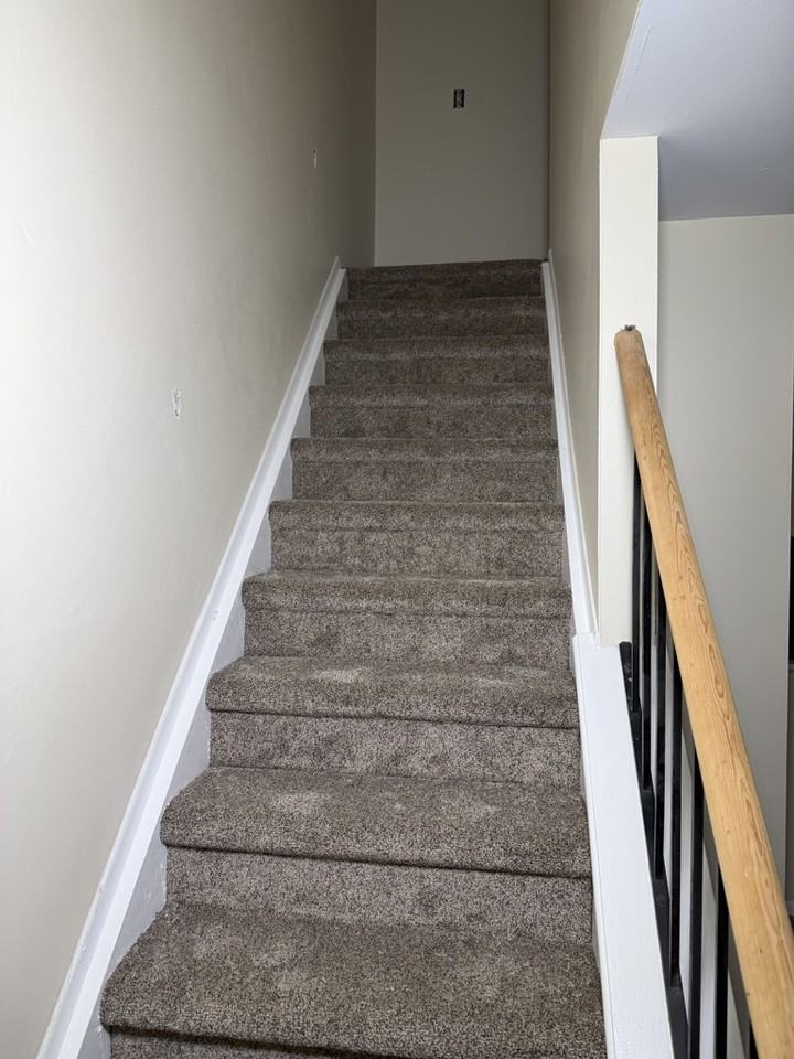 8322 N Genesee Rd - Photo 3 of 7