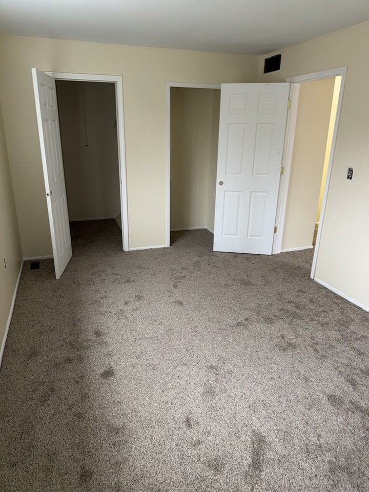 8322 N Genesee Rd - Photo 4 of 7