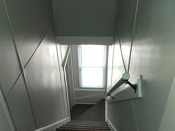 Caledonia St - Photo 5 of 10