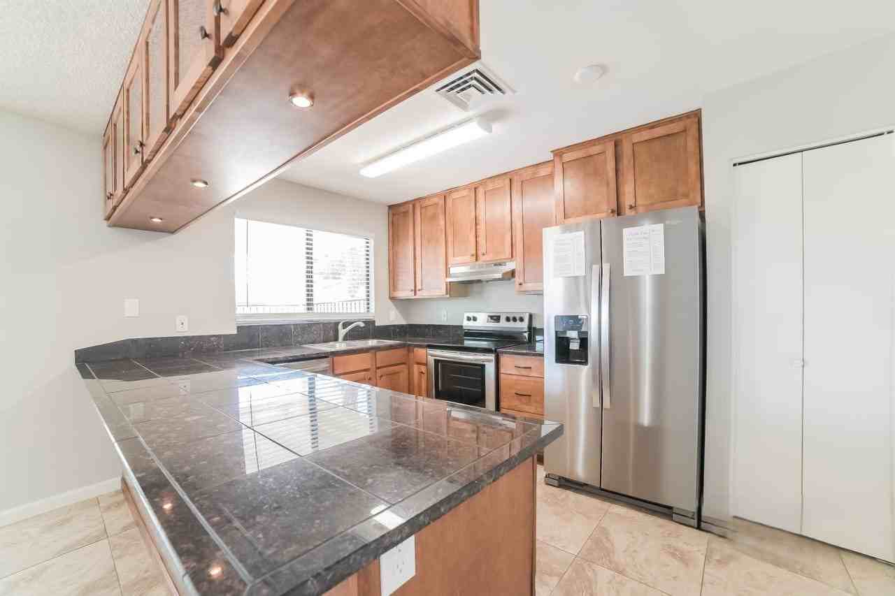 11003 North 64th Lane - Photo 3 of 6