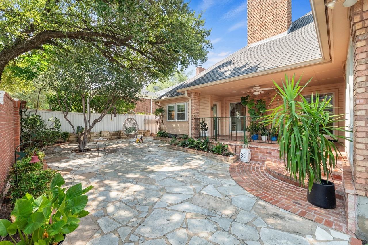 6002 Ascot Cv - Photo 6 of 34