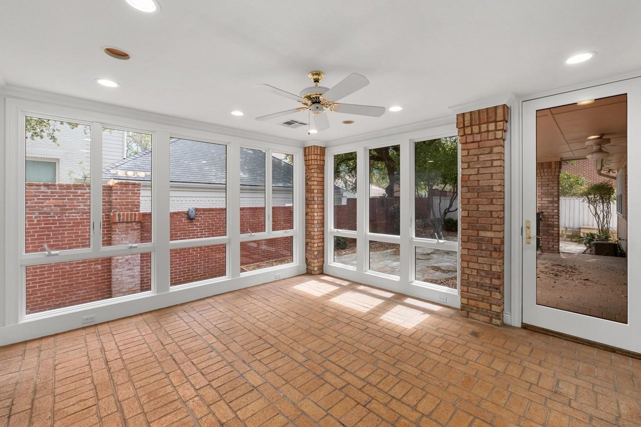 6002 Ascot Cv - Photo 7 of 34