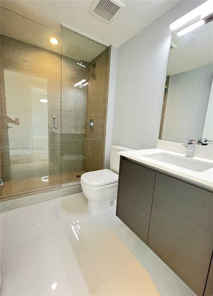300 Sunny Isles Boulevard #4 - Photo 7 of 27