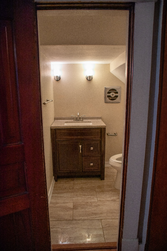 158 S Church St - Photo 5 of 25