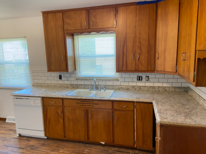 123 Napoleon Rd - Photo 7 of 15