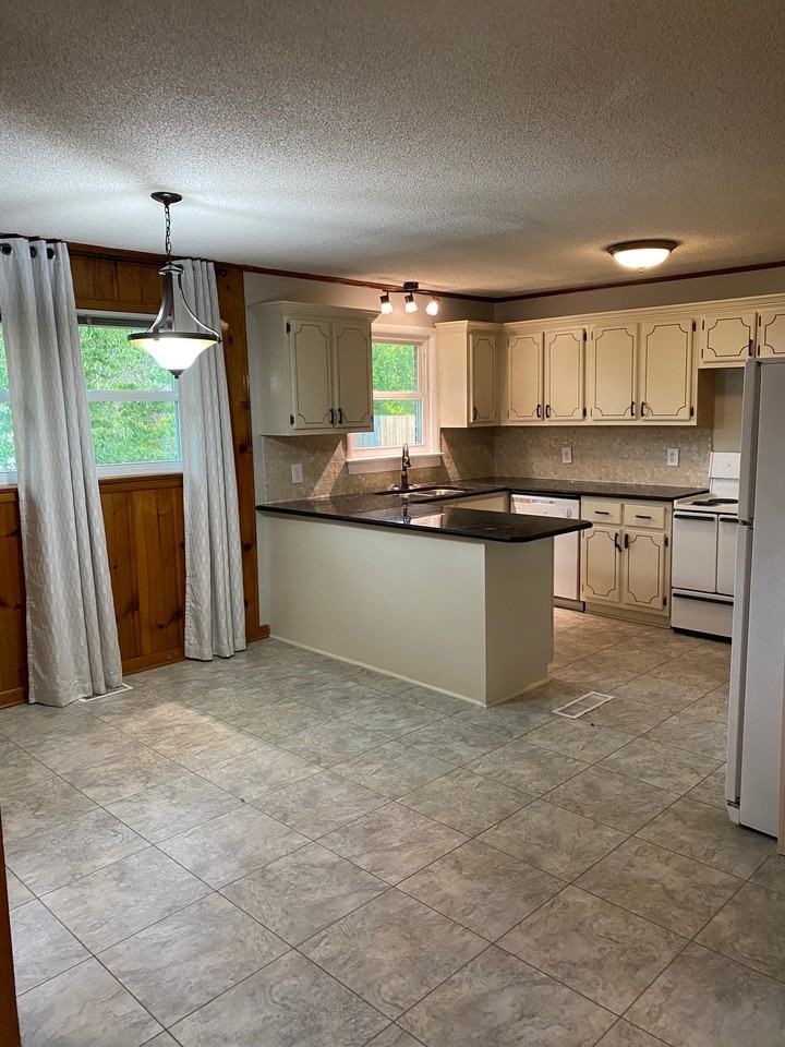 117 Camellia Dr - Photo 4 of 15