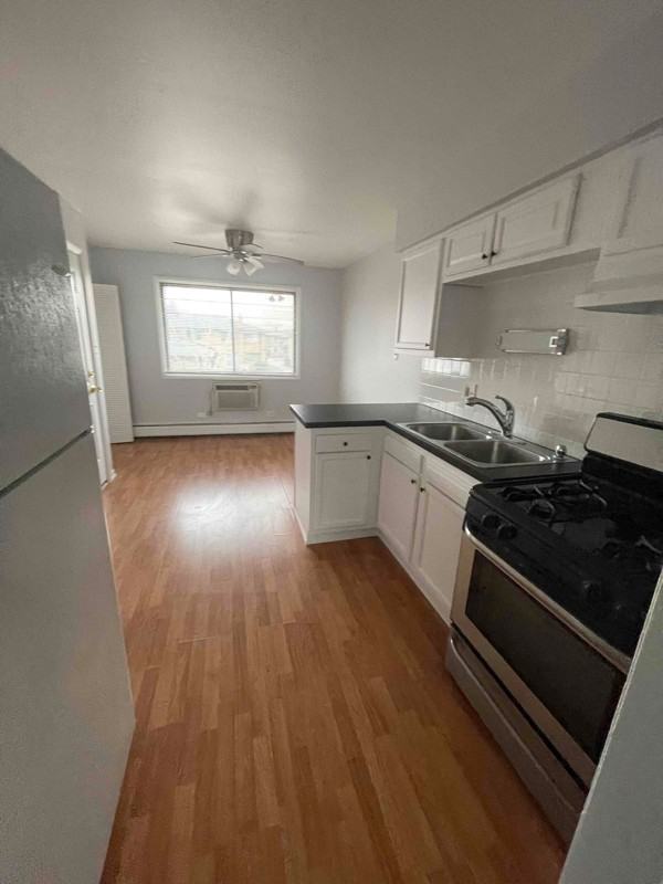 17738 Commercial Ave #2N - Photo 2 of 9