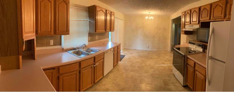 26311 Samantha Ln - Photo 7 of 11