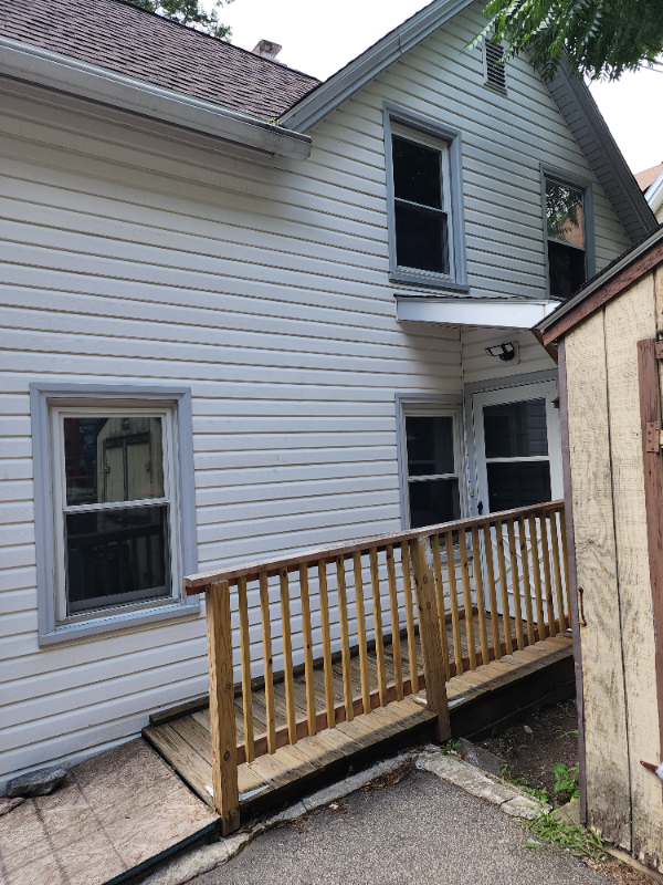 296 Laurel Hill Ave - Photo 3 of 24