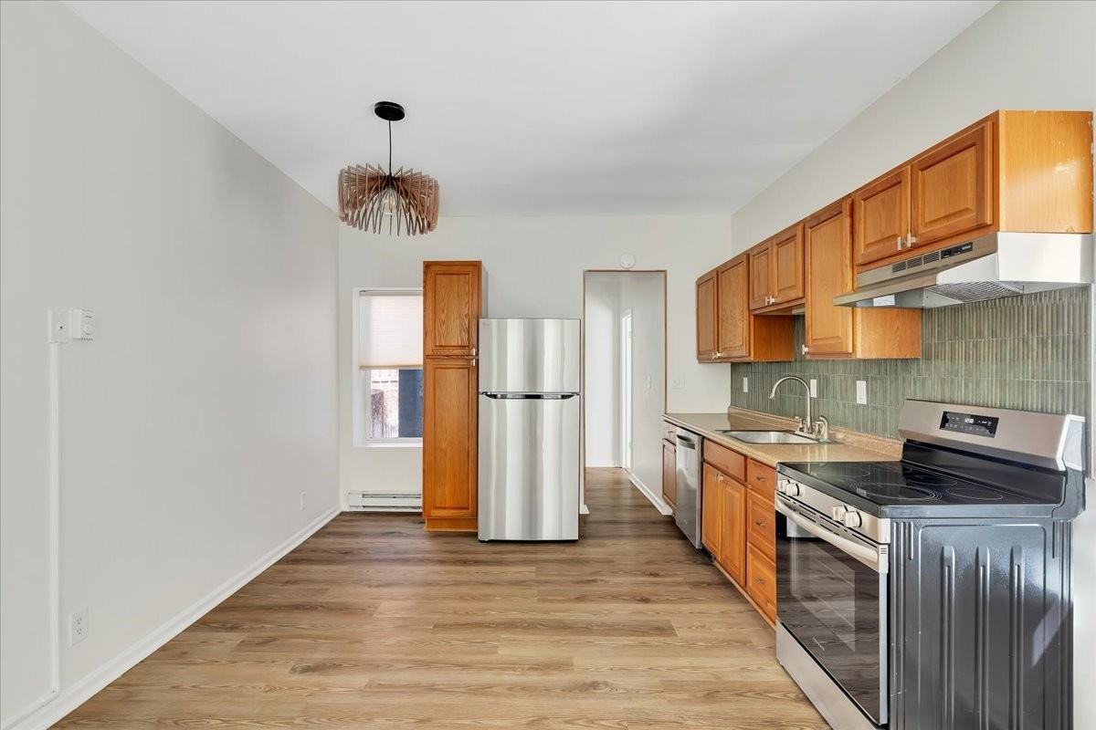 149 Jay St #1 - Photo 6 of 26