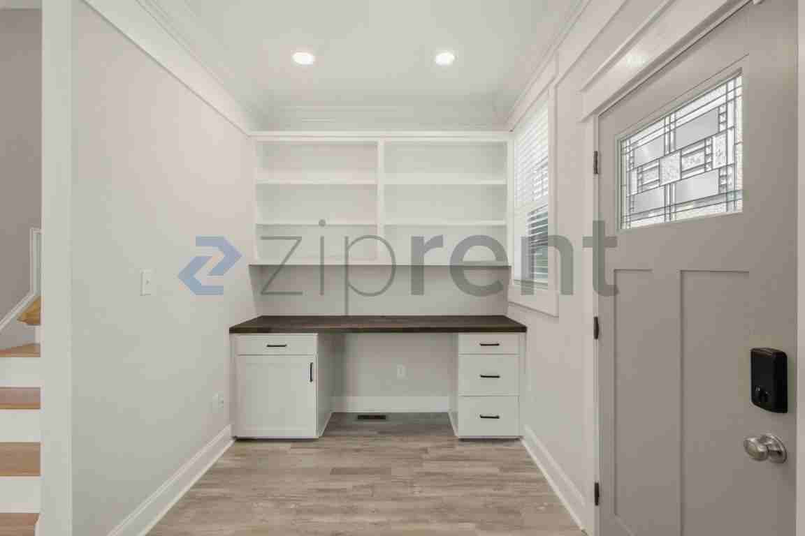 413A Cecil St - Photo 4 of 23