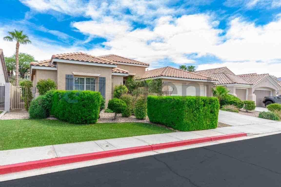 1494 Cilento Ct - Photo 2 of 40