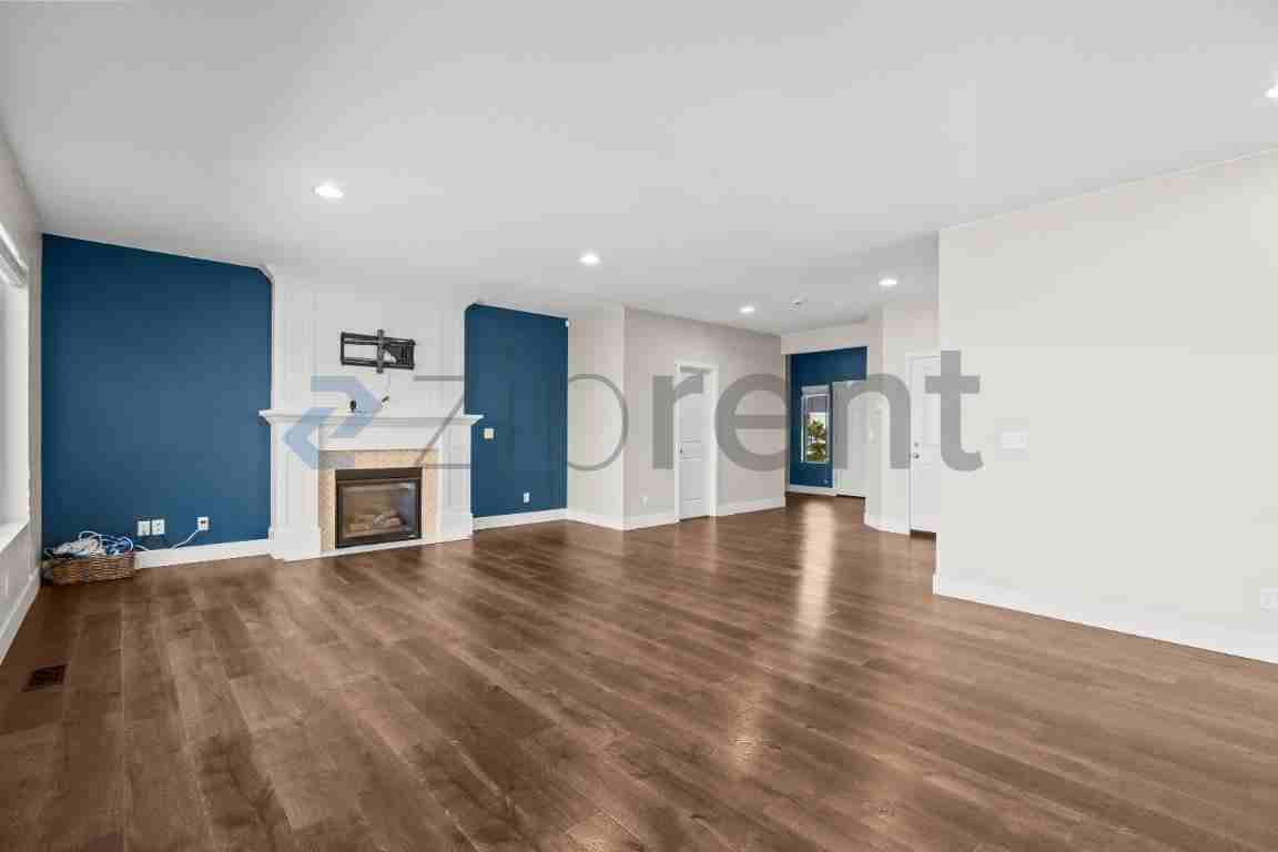 722 85th Dr Se - Photo 6 of 31