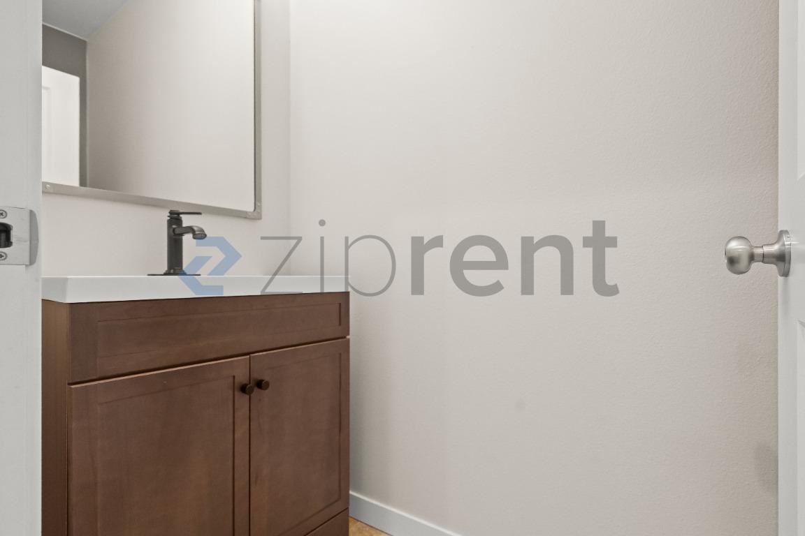 722 85th Dr Se - Photo 7 of 31