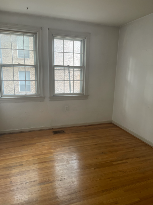 517 G St Sw - Photo 7 of 11