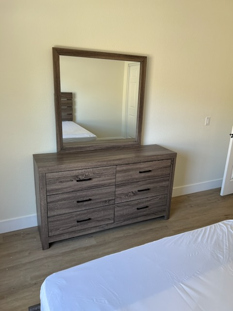 8550 Rolling Hills Dr - Photo 3 of 4